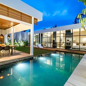 rouge-loft-dimanisa.ubudhotelsnow.com/